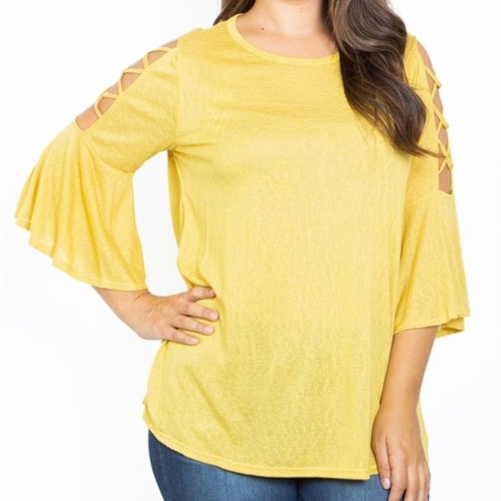 NWOT Yellow Bell Sleeve Plus Size Top ODDY